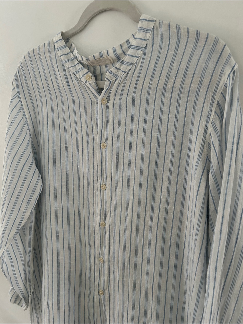 CP Shades Linen Tunic Blue/White Striped Size Medium Coastal Beach Coverup - Picture 11 of 12